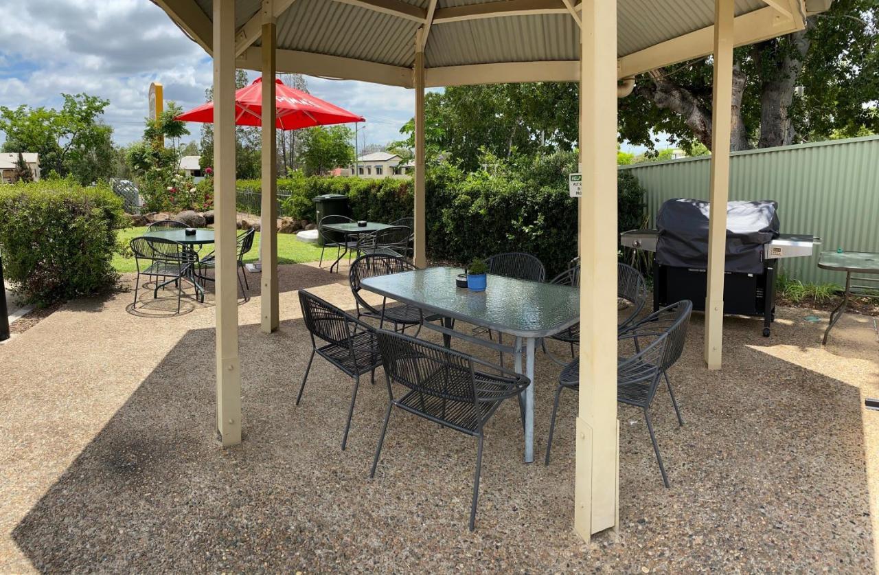 Country Roads Motor Inn Gayndah Exterior photo