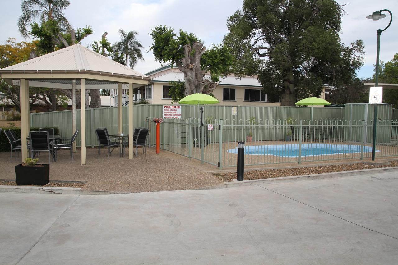 Country Roads Motor Inn Gayndah Exterior photo